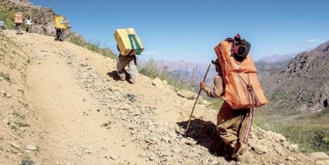  كێله‌شین.. كۆڵبه‌رێكى رۆژهه‌ڵاتى كوردستان به گوللەى پاسداران شەهید بوو   